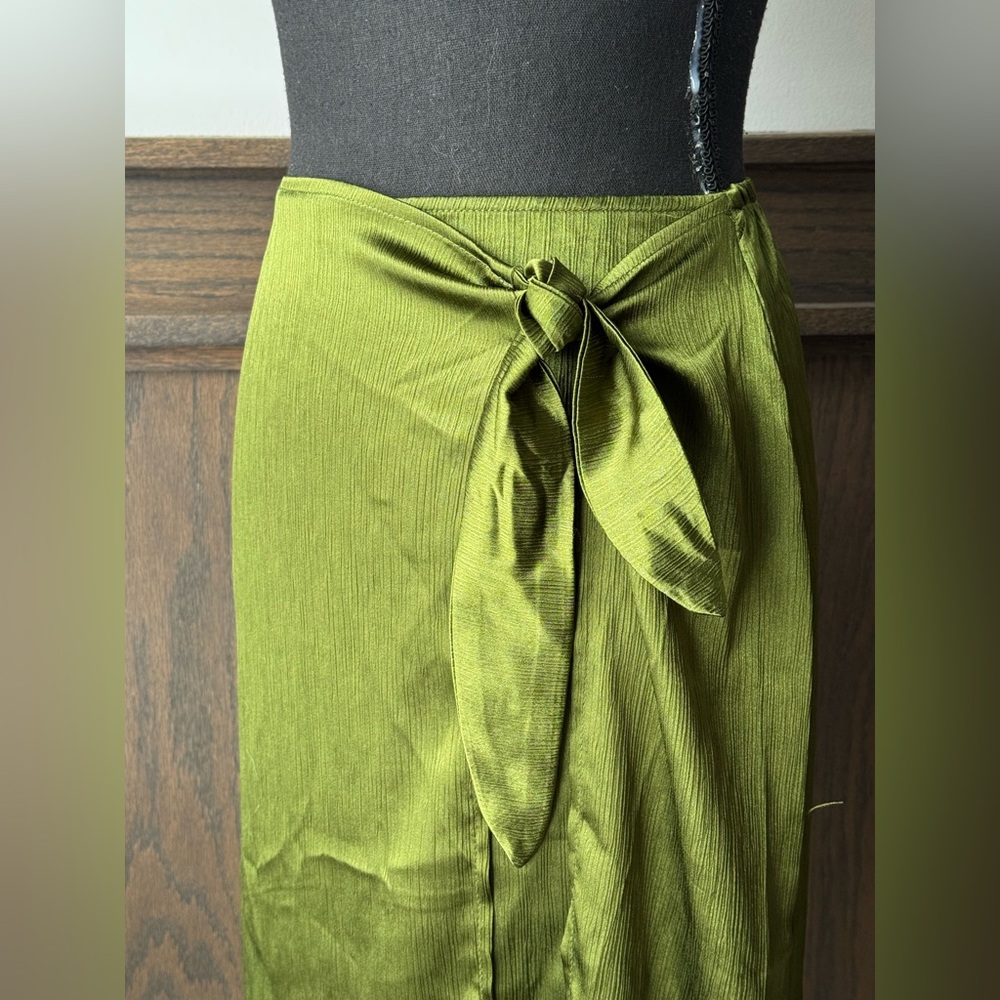 Ro & De capsule collection tie waist wrap Green Skirt NWT Small - Picture 6 of 7